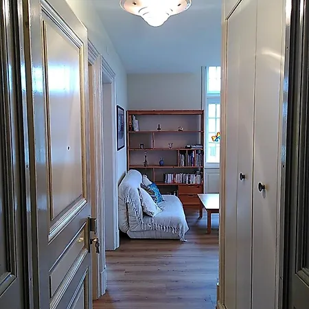 Chez Jeanne A La Gruber *